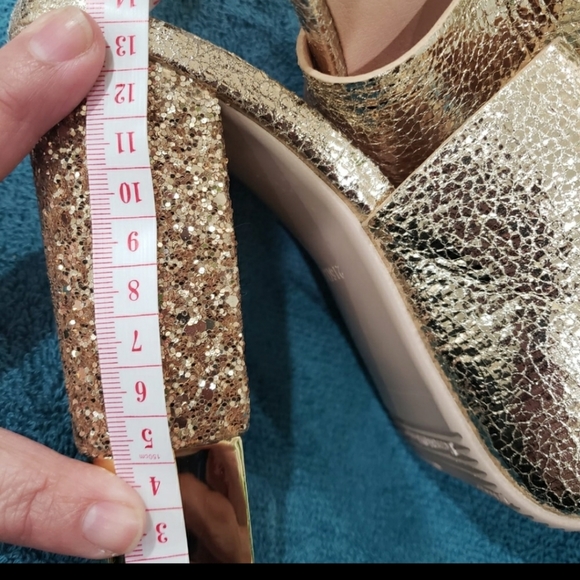 Womens 👠 size 5 - Picture 3 of 4